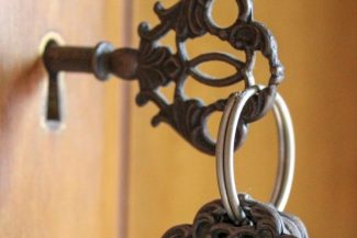 Alter Schlüssel am Schlüsselbund